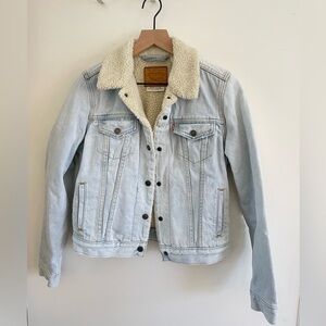 Levi's Denim Jacket with Sherpa Lining